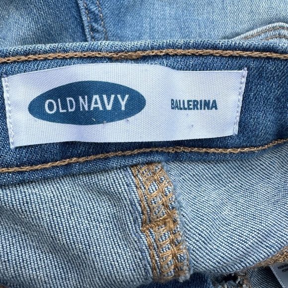 Old Navy Girls Ballerina Light Wash Jean  Shorts Size 8 - Picture 6 of 7